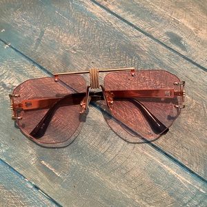 Pink Gradient fashion sunglasses